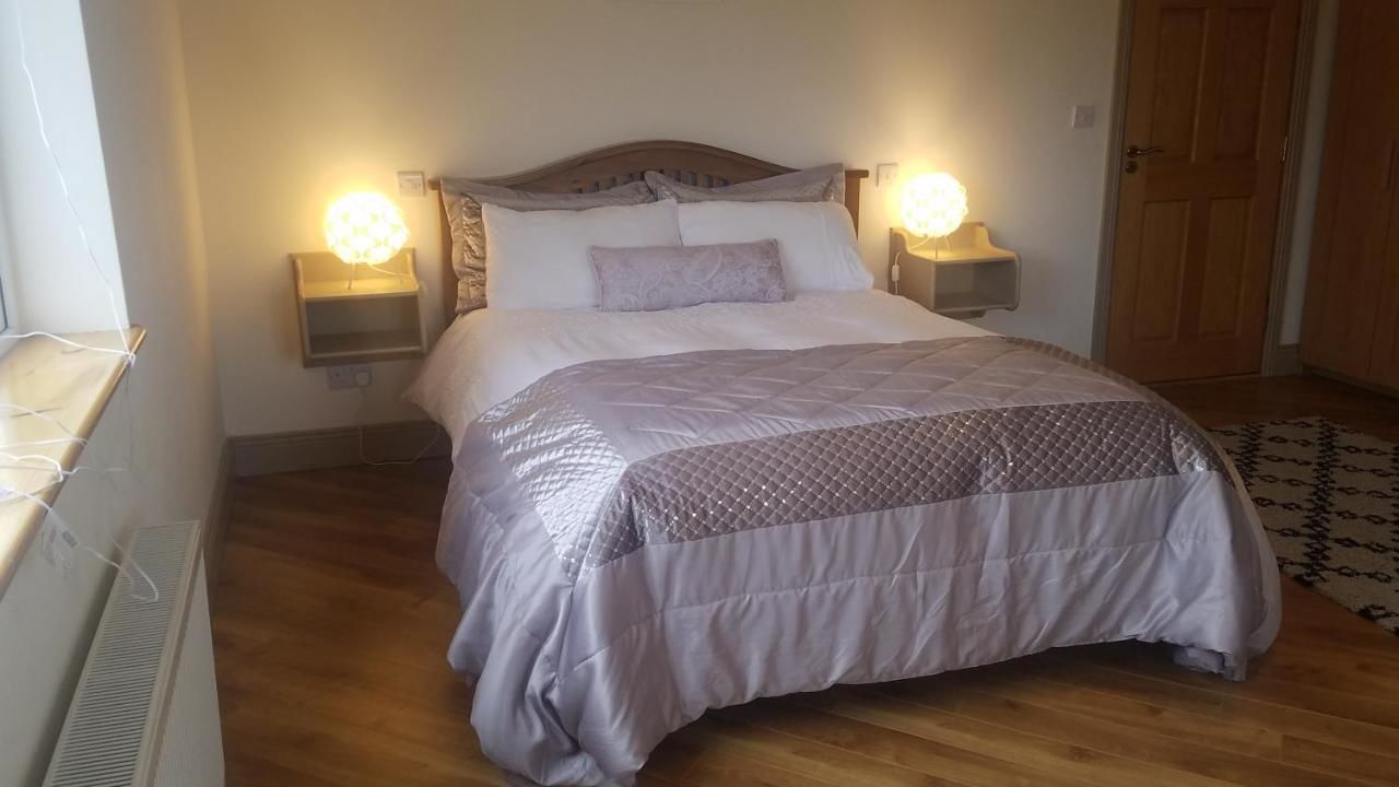 Отели типа «постель и завтрак» Burren Rock Farmhouse B&B Turlough-7